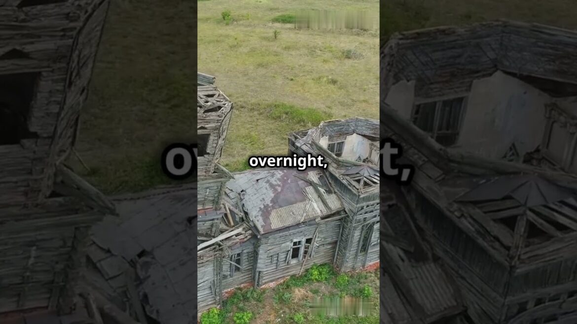 Hashima Island: Japan’s Abandoned Ghost Island ๐๏ธ๐ป "Hashima Island: Japan's Abandoned Ghost Island ๐๏ธ๐ป"