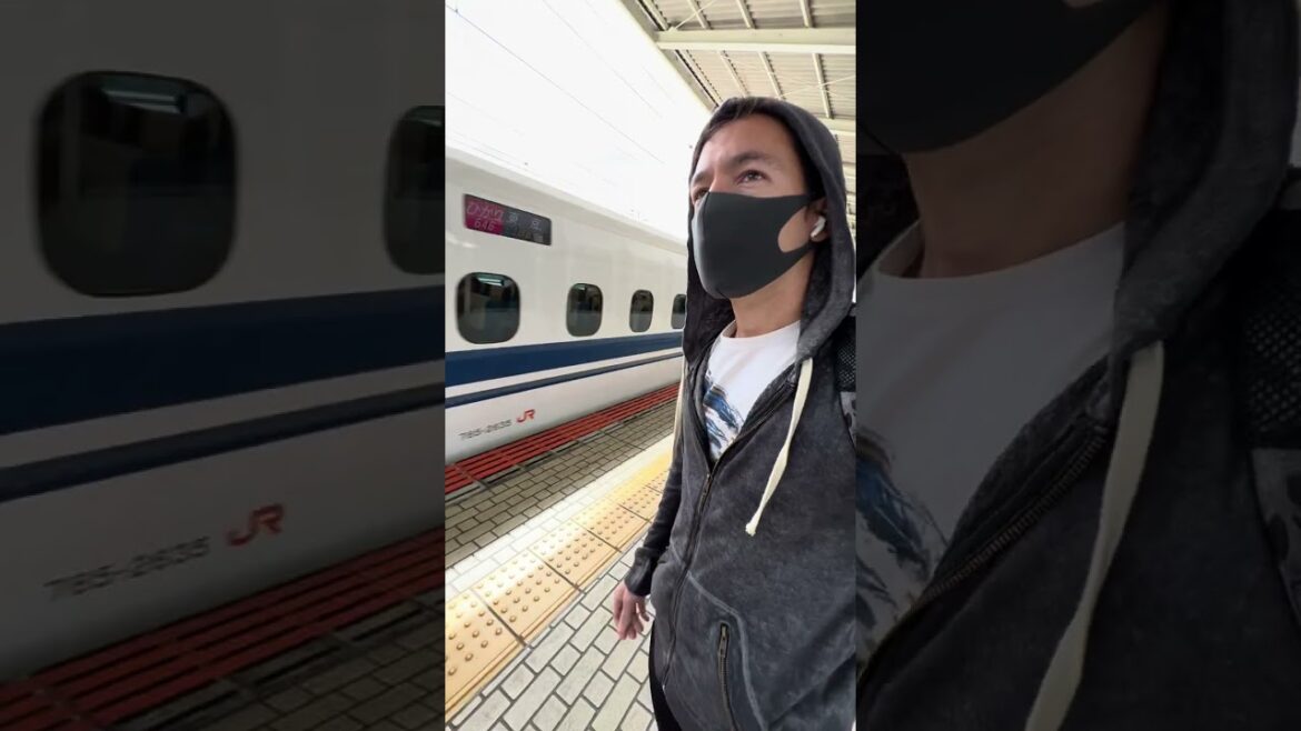 Here it comes.. Shinkansen "Bullet Train" Trem Bala