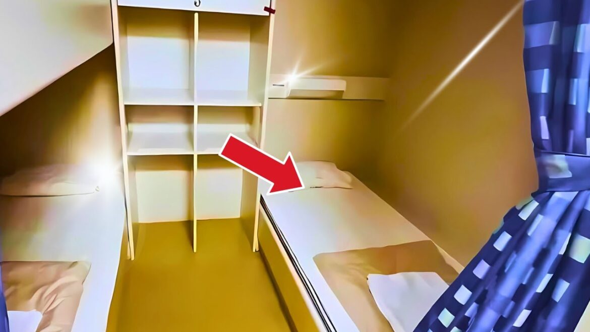 Japan’s Overnight Capsule Ferry⚓21-Hour Voyage from KYOTO to HOKKAIDO Japan's Overnight Capsule Ferry⚓21-Hour Voyage from KYOTO to HOKKAIDO