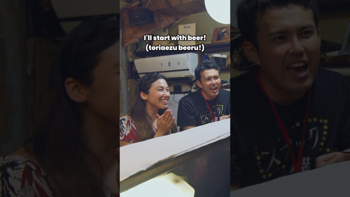 Foreigner-Friendly Japanese Neighborhood Bars: Inside Tokyo's Retro Snack Bars #foodtraveljapan