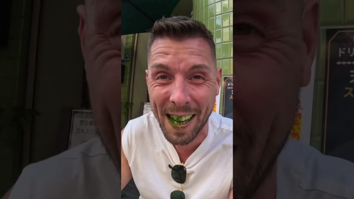 CHOKING Matcha Ice Cream in Tokyo, Japan 🇯🇵 🍵 #shorts