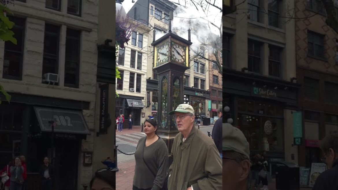 Steam clock in Vancouver #shorts #walkingtour #travel #canadiancity Steam clock in Vancouver #shorts #walkingtour #travel #canadiancity