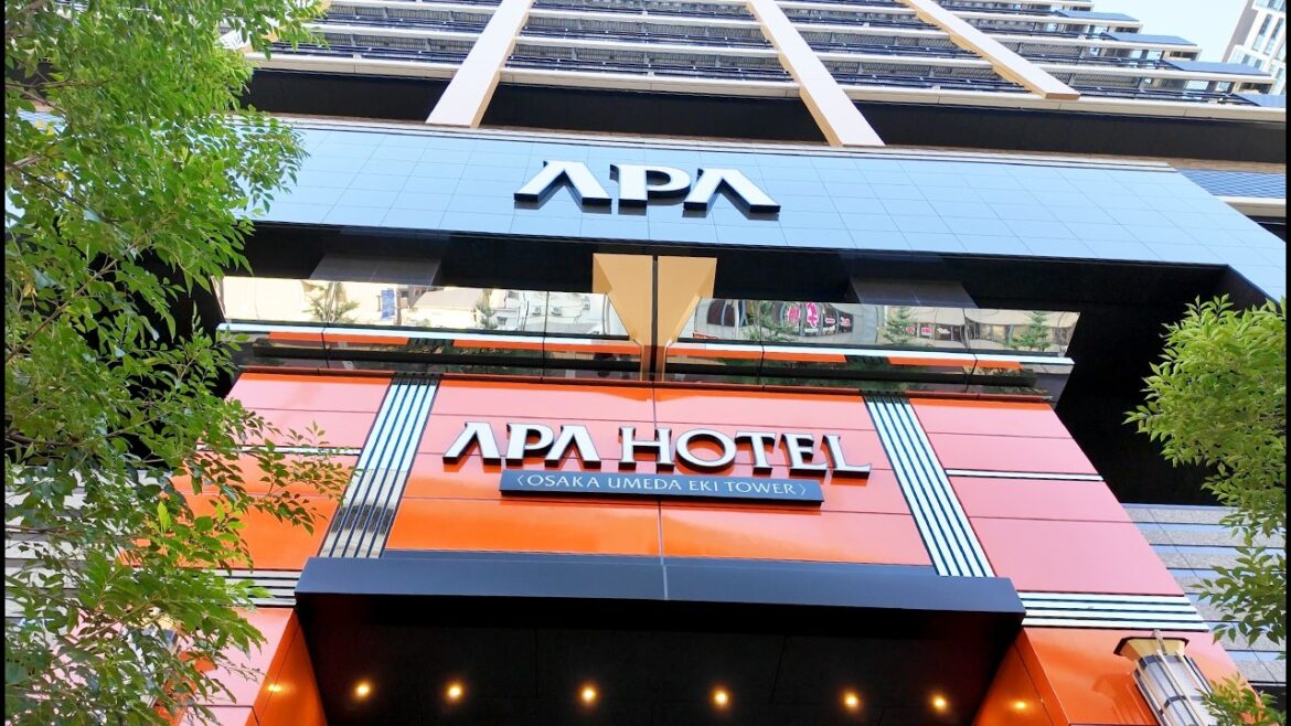 Affordable Luxury in Osaka Umeda! 🏨 Rooftop Pool, Stunning Views & Amazing Breakfast! 🍳