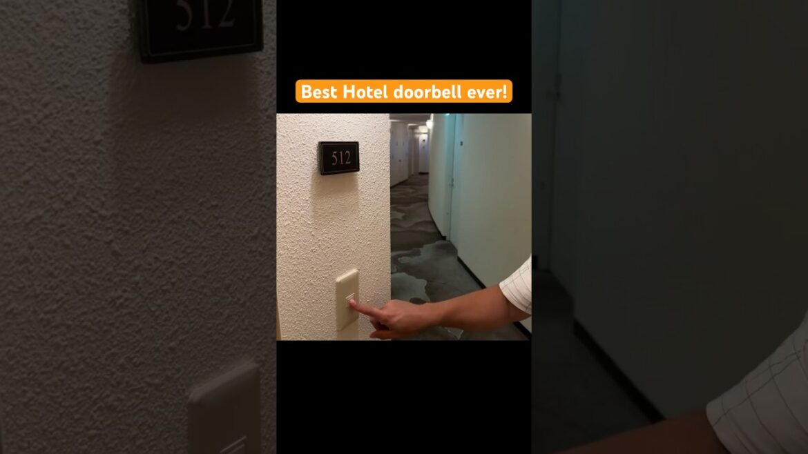 Do you recognise this sound of Japan?? 🇯🇵 #japan #okinawa #familymart #funny #travel #hotel