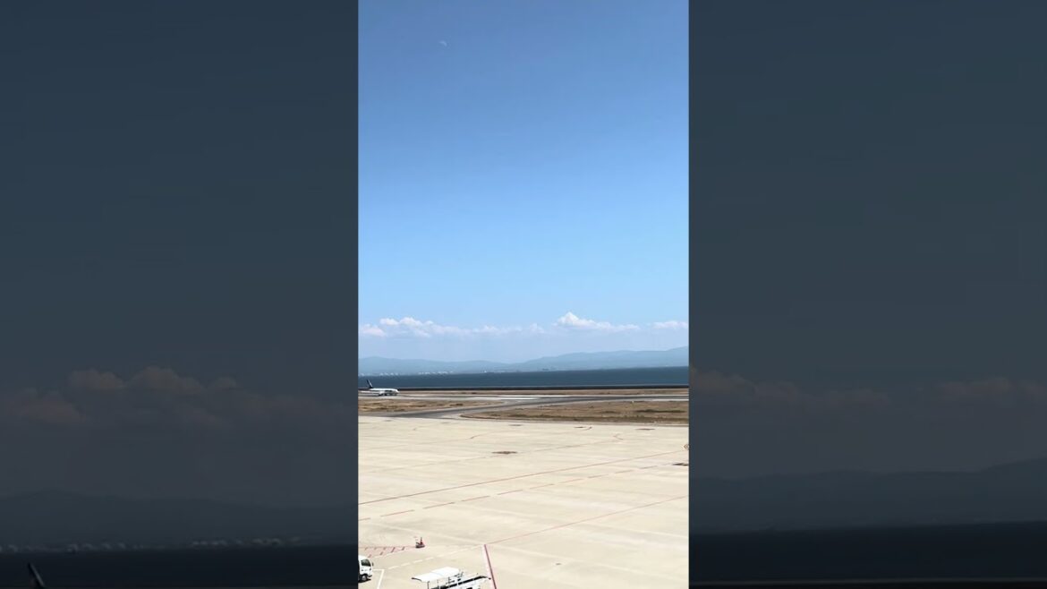【🇯🇵Kobe Airport（SKYMARK AIRLINES）】take off #Skymark Airlines #神戸空港 #スカイマーク