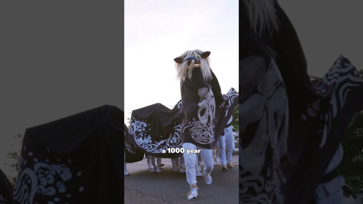 Japan’s Fearsome Kurojishi Lion: A Festival Like No Other! #shorts