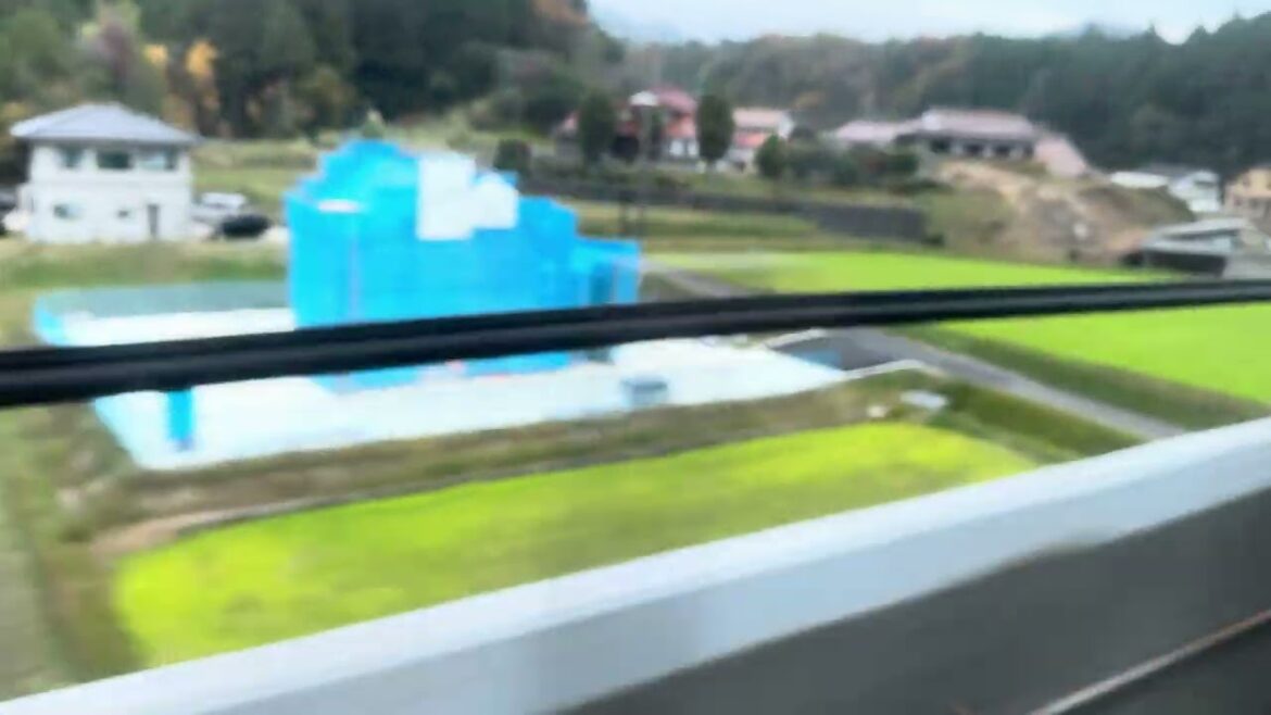 How fast Shinkansen (bullet train) feel while traveling?