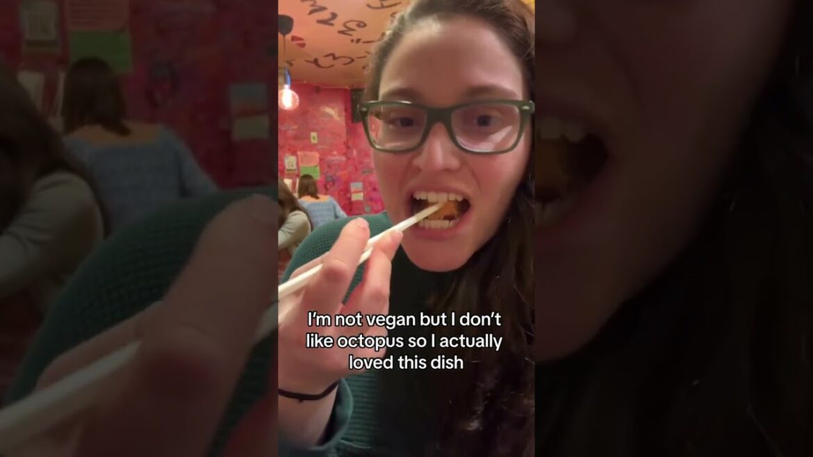 Great Vegan and Gluten Free Spot in Osaka! Details in Description! #osaka  #veganfood #glutenfree