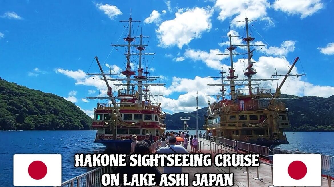 2 MINUTES VIEW FROM HAKONE SIGHTSEEING CRUISE ON LAKE ASHI JAPAN TRIP 2024