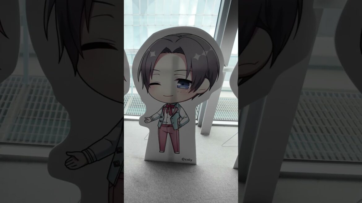 I stumbled upon some anime characters in a skyscraper!