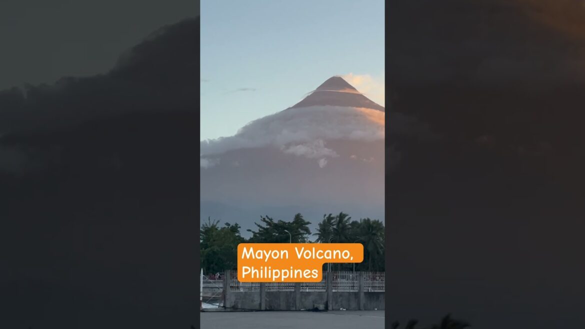 Perfect cone of Mount Fuji #viralvideo #volcano #travel #youtube #mountains #love