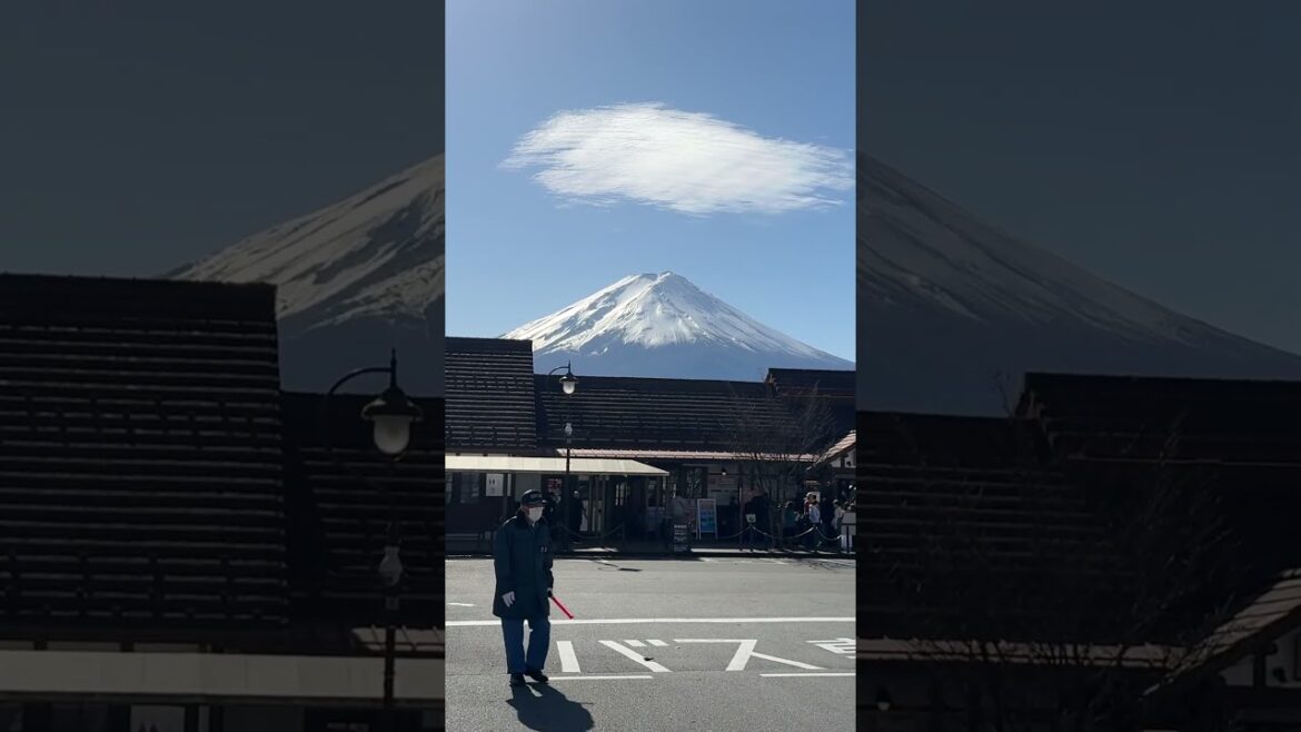 Mount Fuji Smiles  #shorts #travel #kawaguchiko #japan #cool #beautiful