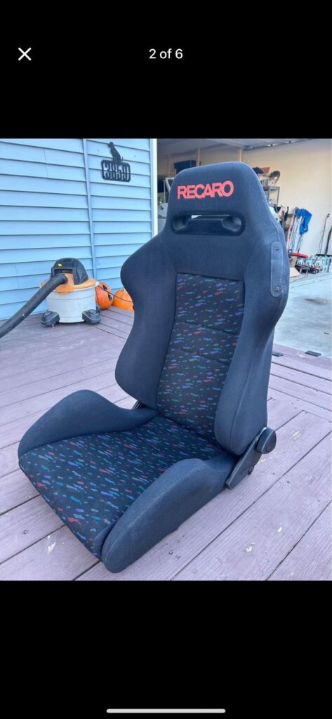 Can anyone tell me if this is genuine?