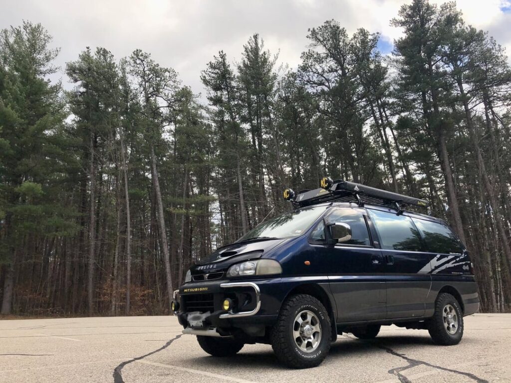 1997 Mitsubishi Delica SpaceGear L400 LWB