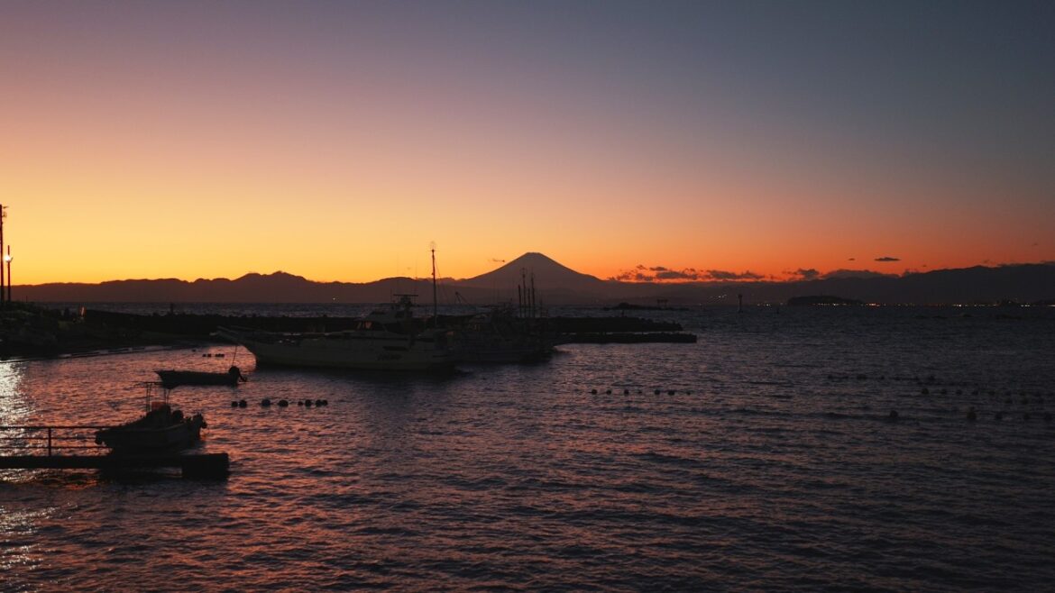 Trip Alone for Calm Photography in Morito, Japan(Lumix S9) Trip Alone for Calm Photography in Morito, Japan(Lumix S9)