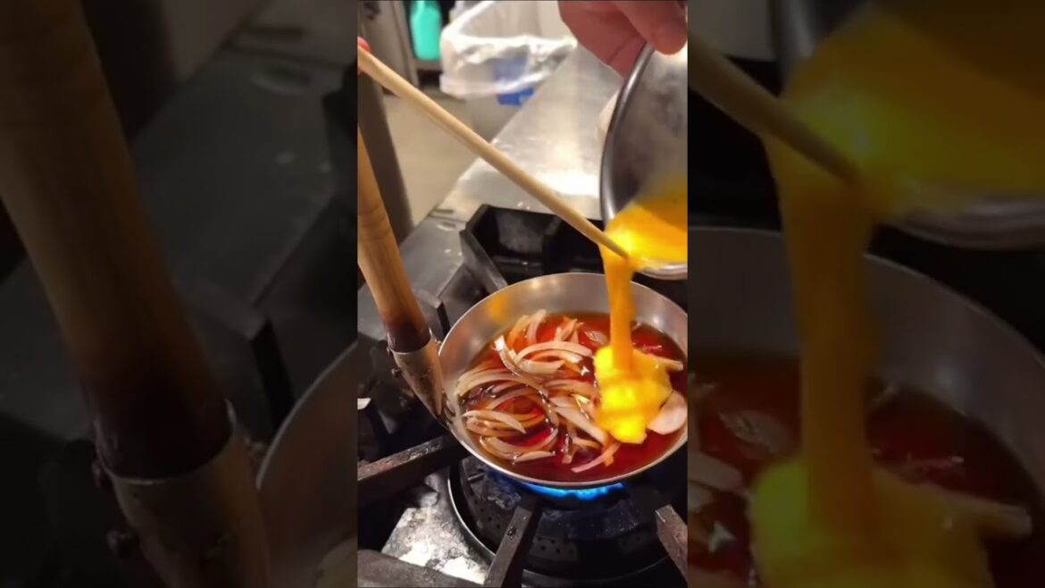 A Must Try in Osaka Japan! Thick and Juicy Katsu Don!!