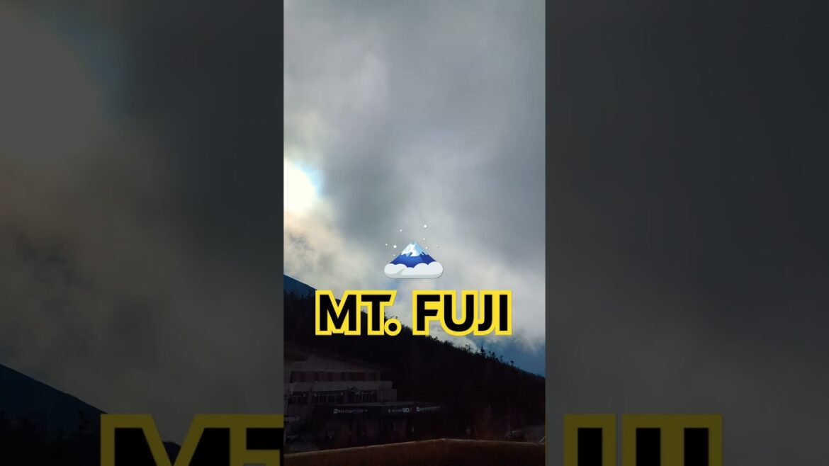 Mt Fuji #mtfuji #mountfuji #japantravel #japan #mountains #mountainview #shorts