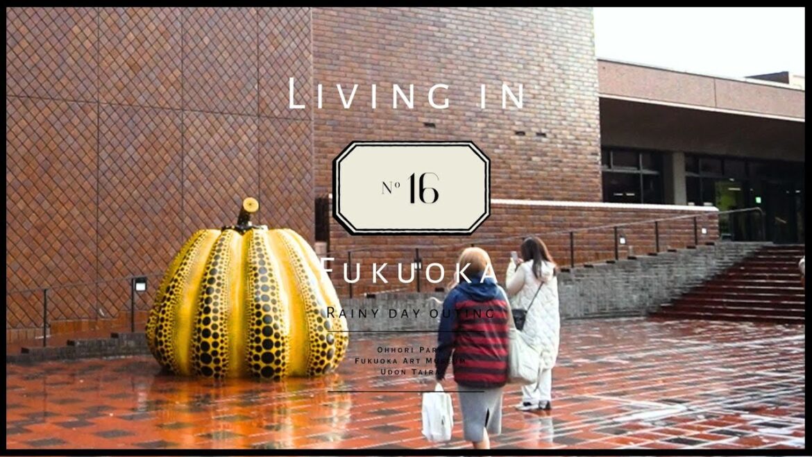 LIVING in FUKUOKA |  No.16 | Rainy day Outing - Ohori Park, Fukuoka Art Museum, Udon shop and cafes