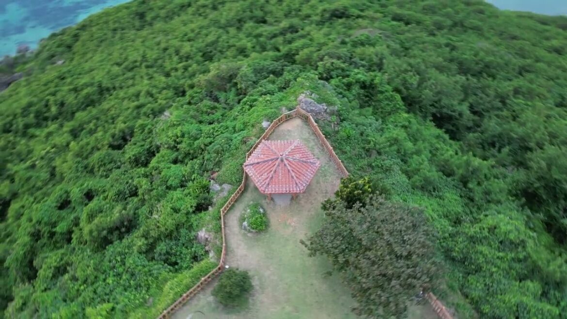「パシフィックビューと感動の朝|沖縄・知念岬で最高の初日の出!」#Okinawa #SunriseViews #ChinenCapePark #ScenicSpots #OkinawaTourism 「パシフィックビューと感動の朝|沖縄・知念岬で最高の初日の出!」#Okinawa #SunriseViews #ChinenCapePark #ScenicSpots #OkinawaTourism