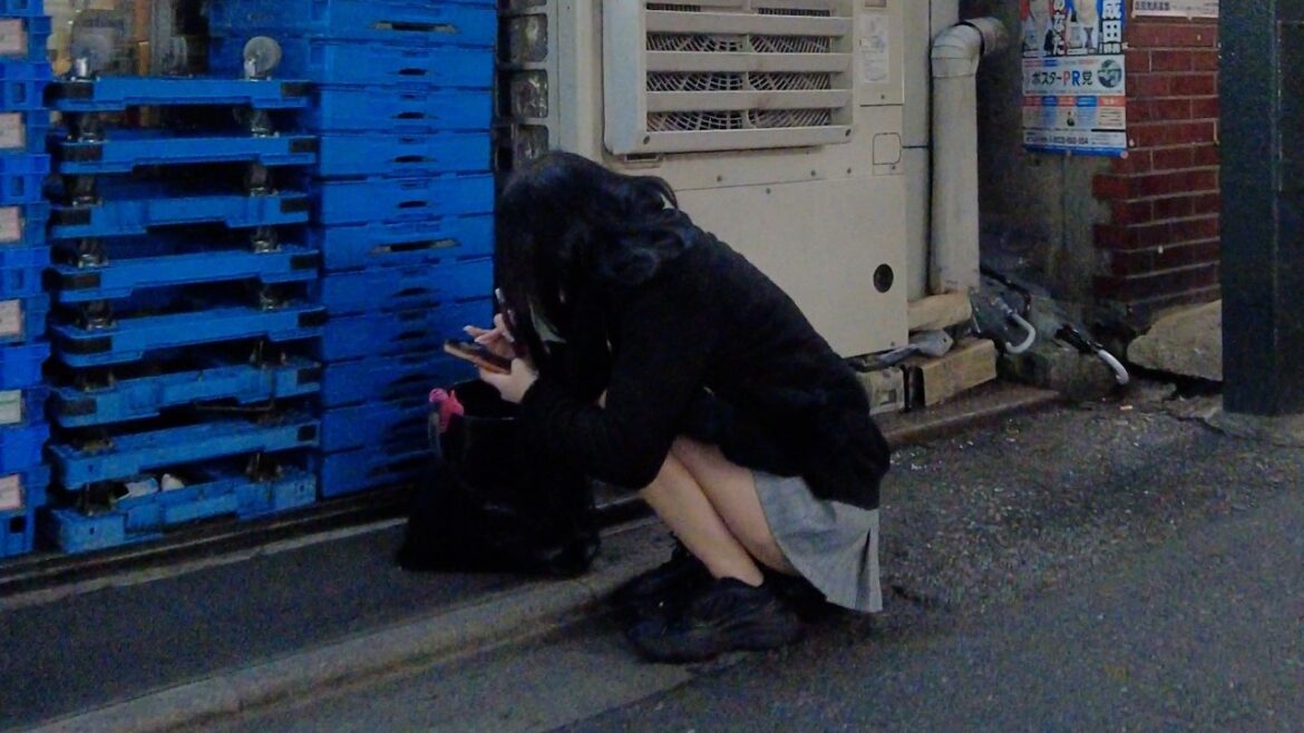 [Night walk-4K] Uguisudani, one of the most famous hotel districts in Japan (December 3, 2024)