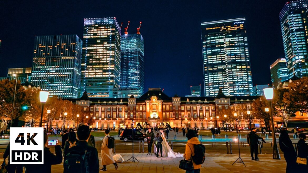 Christmas time in Marunouchi, Tokyo | 4K HDR with Binaural Japanese Sounds【11/29/2024】