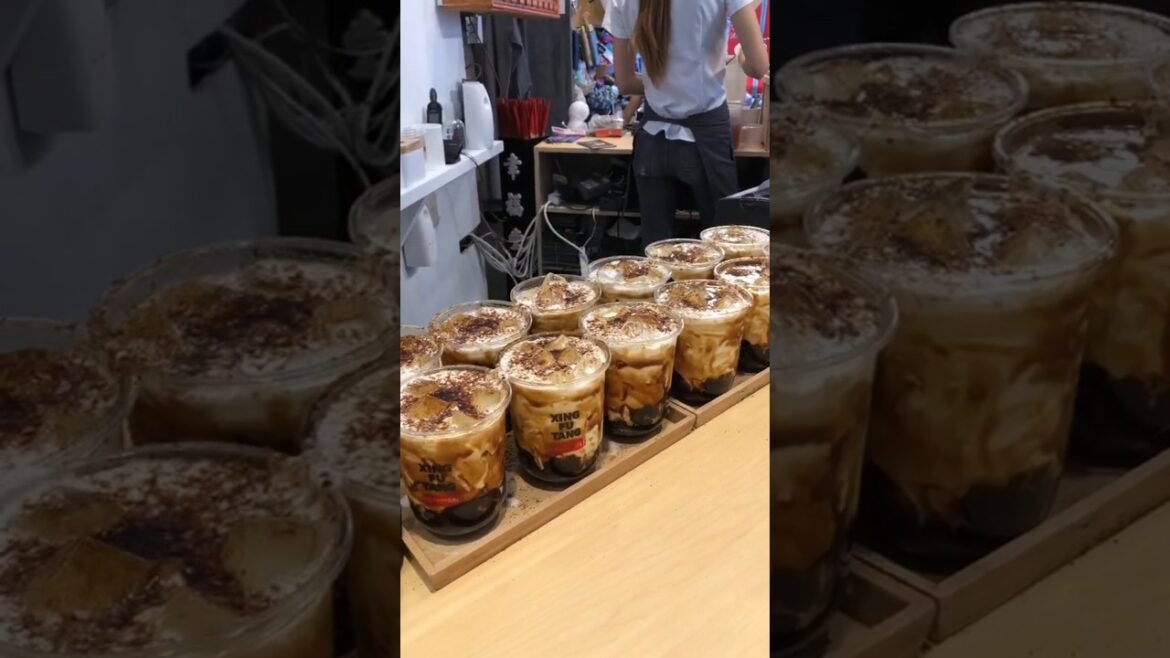 La Nourriture, C'est la Vie!  [Japanese Street Food] 🎌🏯🇯🇵🎎🍜