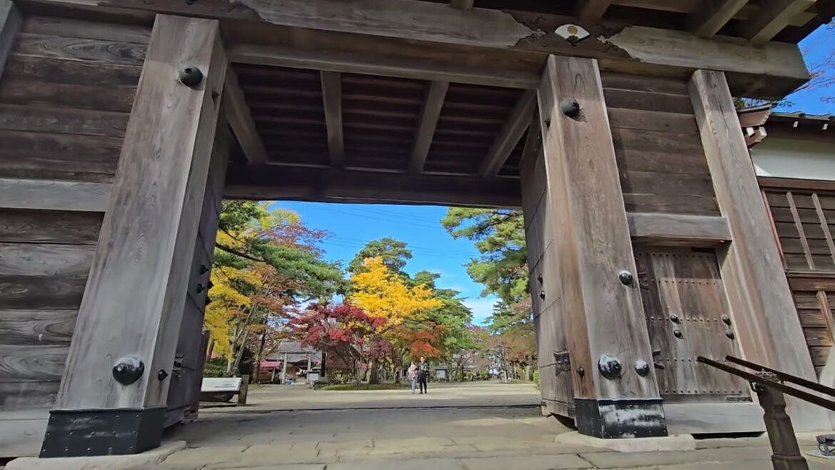 Akita castle gate