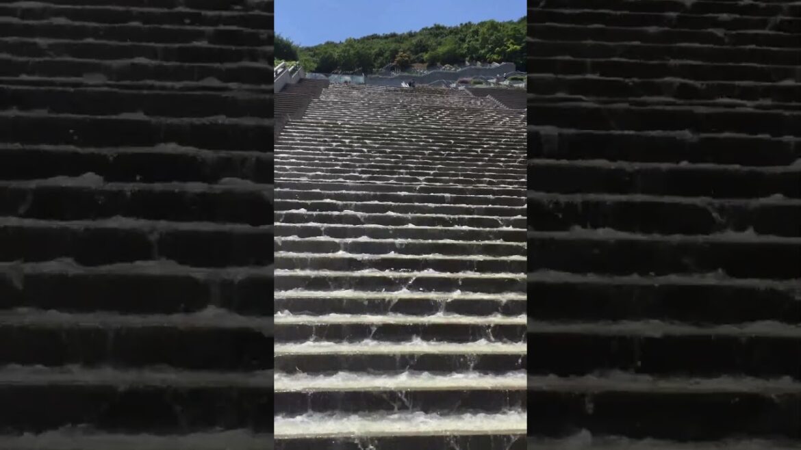 Travelogue 🇯🇵- Stairway of flowing water, Awaji Yumebutai, 兵庫