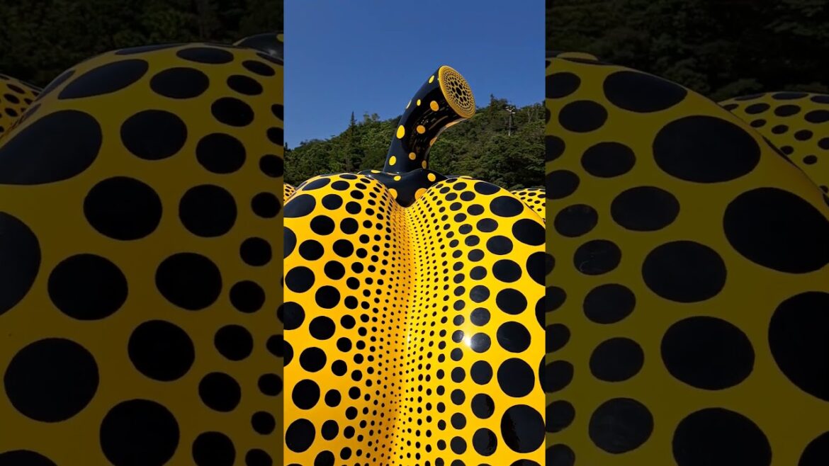 La citrouille jaune de Yayoi Kusama - Ile de Naoshima