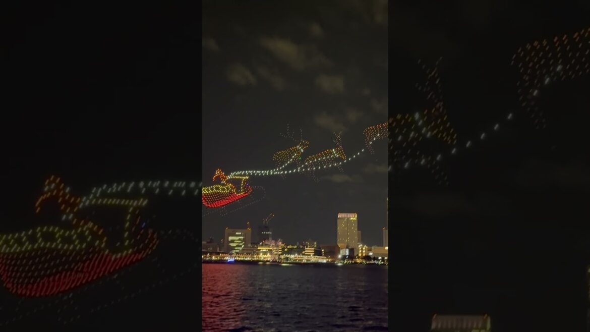 yokohama coca cola drone show 2024#cocacoladroneshow#yokohamadroneshow#shorts