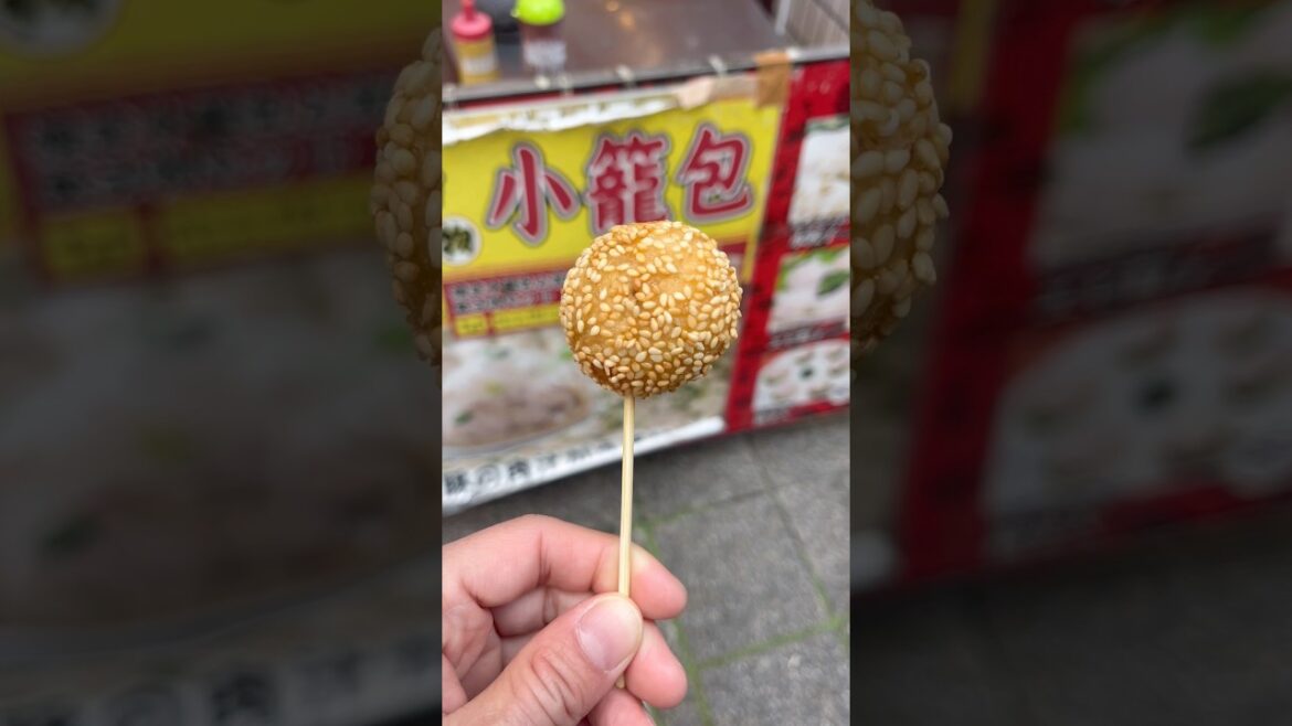 Eating in Chinatown in Japan #japan #shorts