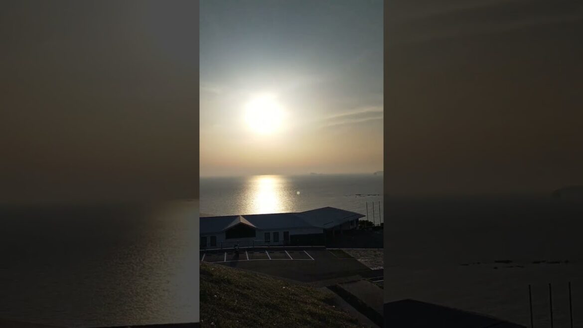 【絶景の夕陽が一望】道の駅・夕陽ヶ丘そとめ「長崎サンロードでドライブ」長崎観光 外海琴海エリア 角力灘の景観 長崎県長崎市東出津 drive nagasaki japan 【絶景の夕陽が一望】道の駅・夕陽ヶ丘そとめ「長崎サンロードでドライブ」長崎観光 外海琴海エリア 角力灘の景観 長崎県長崎市東出津 drive nagasaki japan
