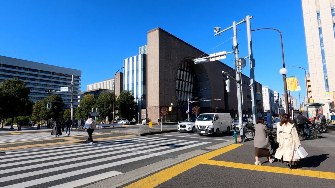 Japan street walk | Shinanomachi station Tokyo walking tour at the autumn | Japan Walk Japan street walk | Shinanomachi station Tokyo walking tour at the autumn | Japan Walk