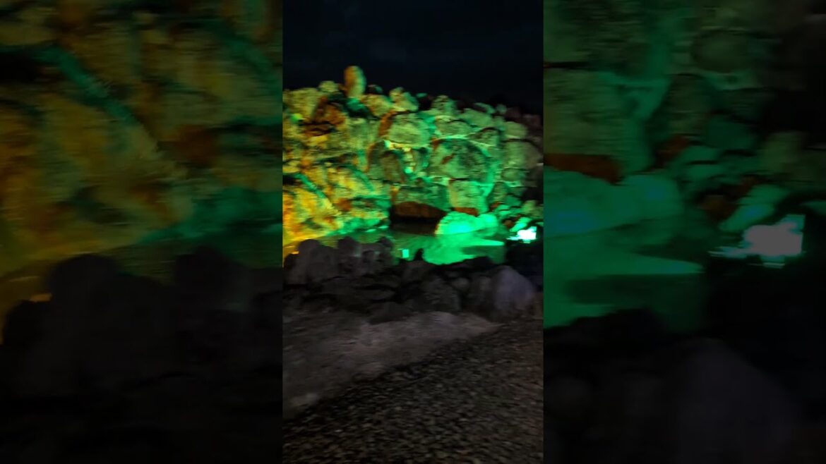 阿蘇火山温泉の露天風呂ライトアップ