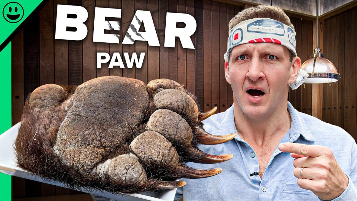 Eating Bear Paw in Japan!! Tokyo’s Extreme Meats!!