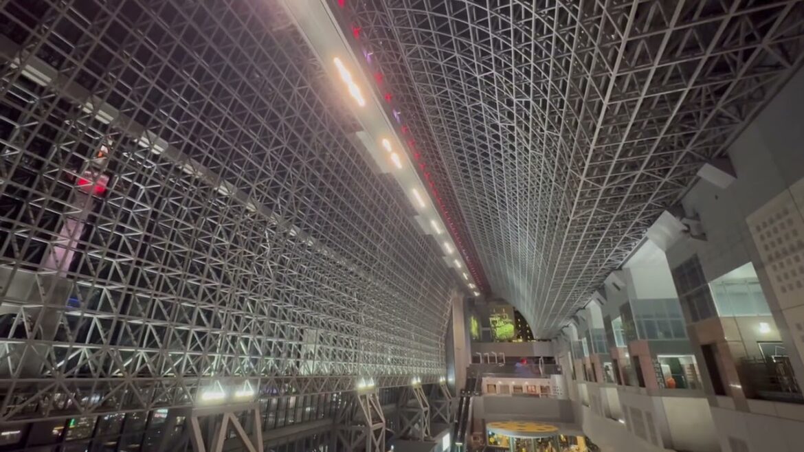 2024.12.20 クリスマス目前の京都駅