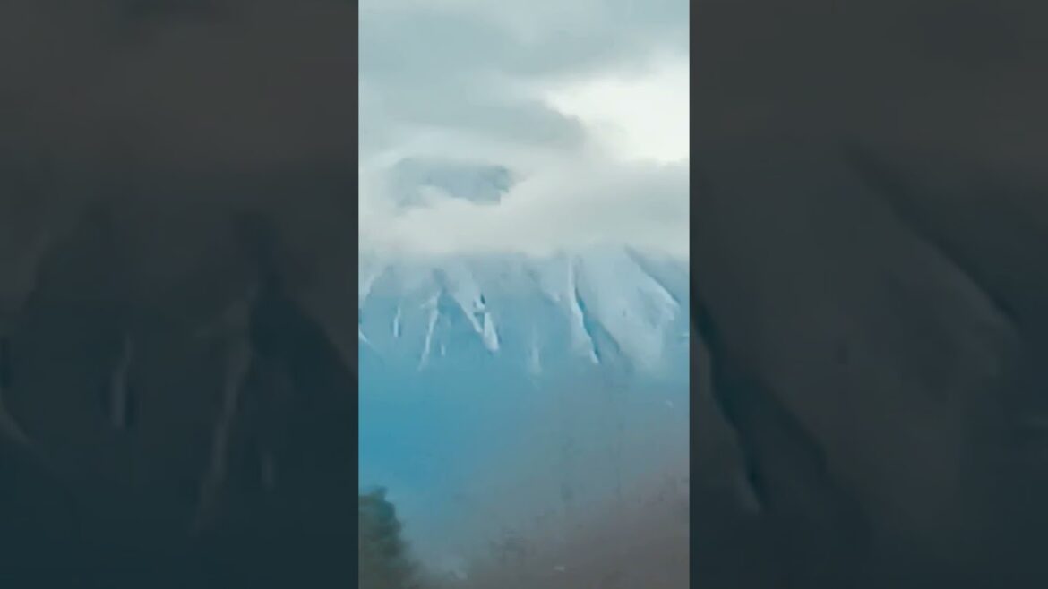 鳴沢村からの富士山🗻! 2024年12月22日 07時10分 鳴沢村より MotoG64