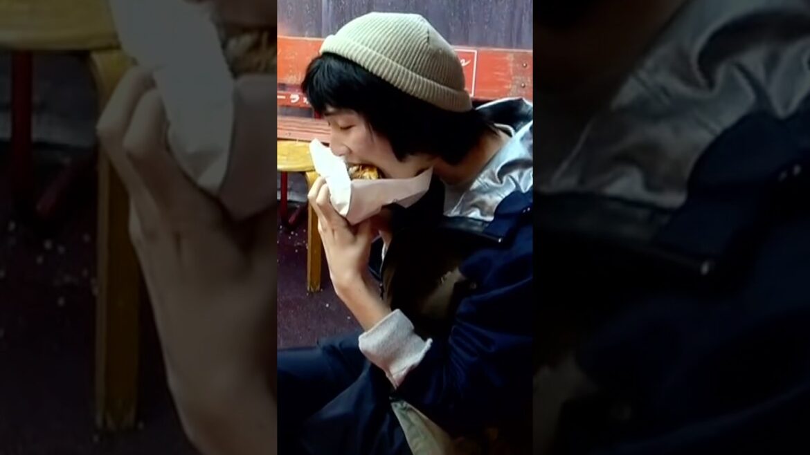 Best Kabab Tokyo Cheap Eats #short #shorts #shortvideo #shortsfeed #viralvideo ##viralshorts #travel