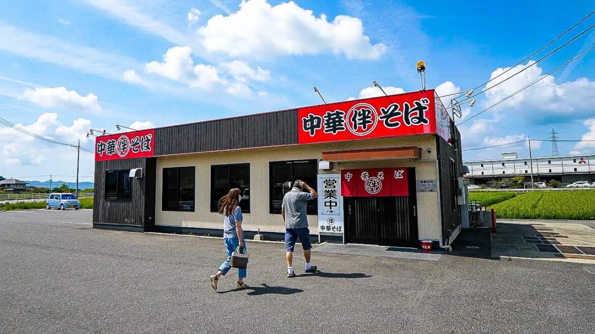 超絶怒涛の炒飯ラッシュ！田舎にポツンと佇む激シブ中華そば屋がヤバかった！