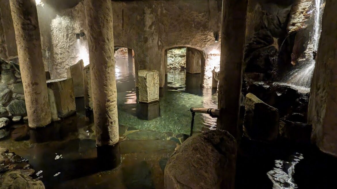 Suzaka, Nagano (長野県須坂市) – Iwanoyu ryokan (花仙庵仙仁温泉岩の湯) Mixed-gender Cave Bath (男女同浴洞窟風呂) 2024 Nov. 27 Suzaka, Nagano (長野県須坂市) - Iwanoyu ryokan (花仙庵仙仁温泉岩の湯) Mixed-gender Cave Bath (男女同浴洞窟風呂) 2024 Nov. 27