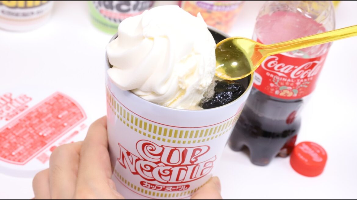 Cup Noodles Thermos Mug with 9 Kinds Cup Noodles Box Unboxing