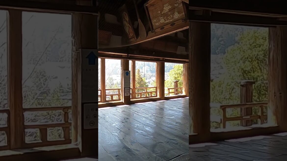 [Inside] Hokokujinja Senjokaku Pavilion