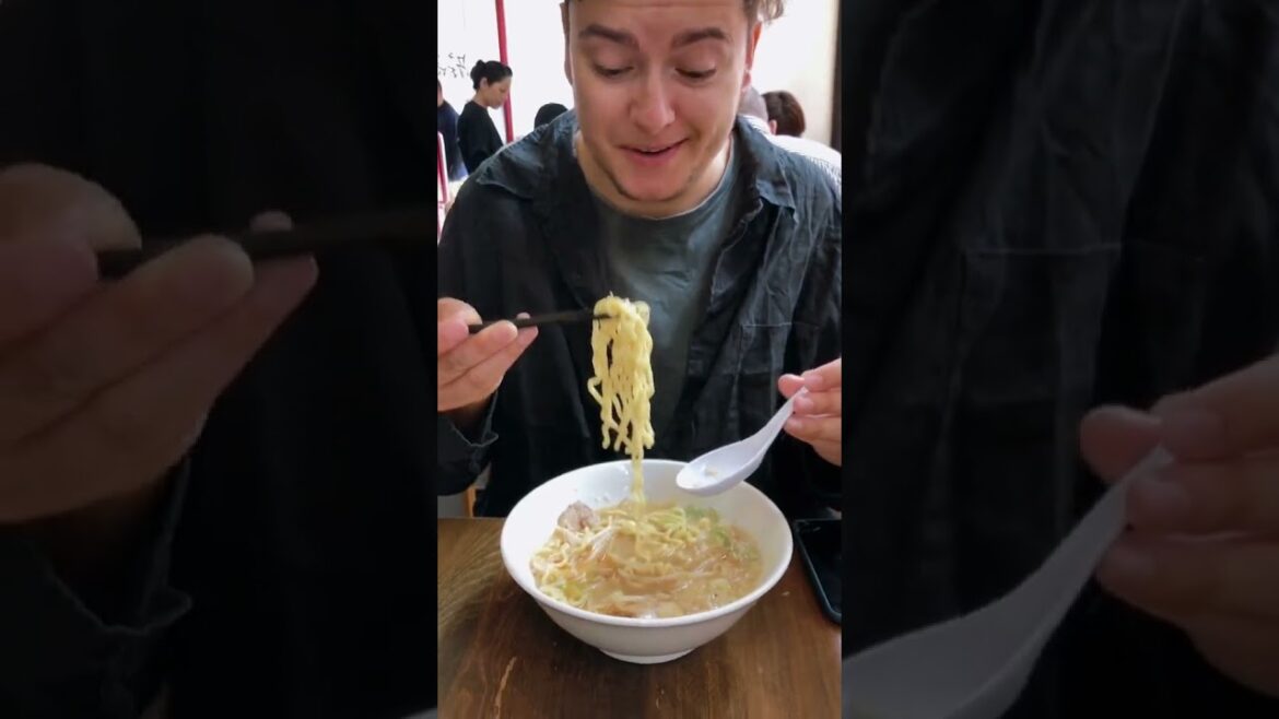 Seeing the CHERRY BLOSSOMS in JAPAN 🇯🇵🌸