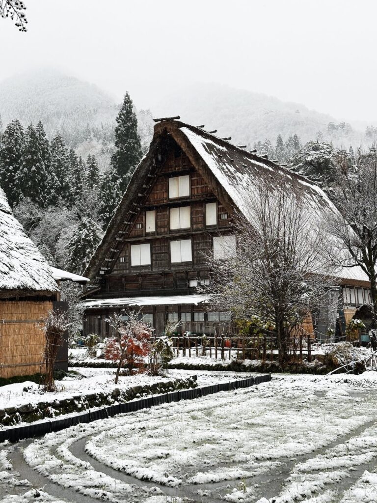 First snow at Shirakawago
