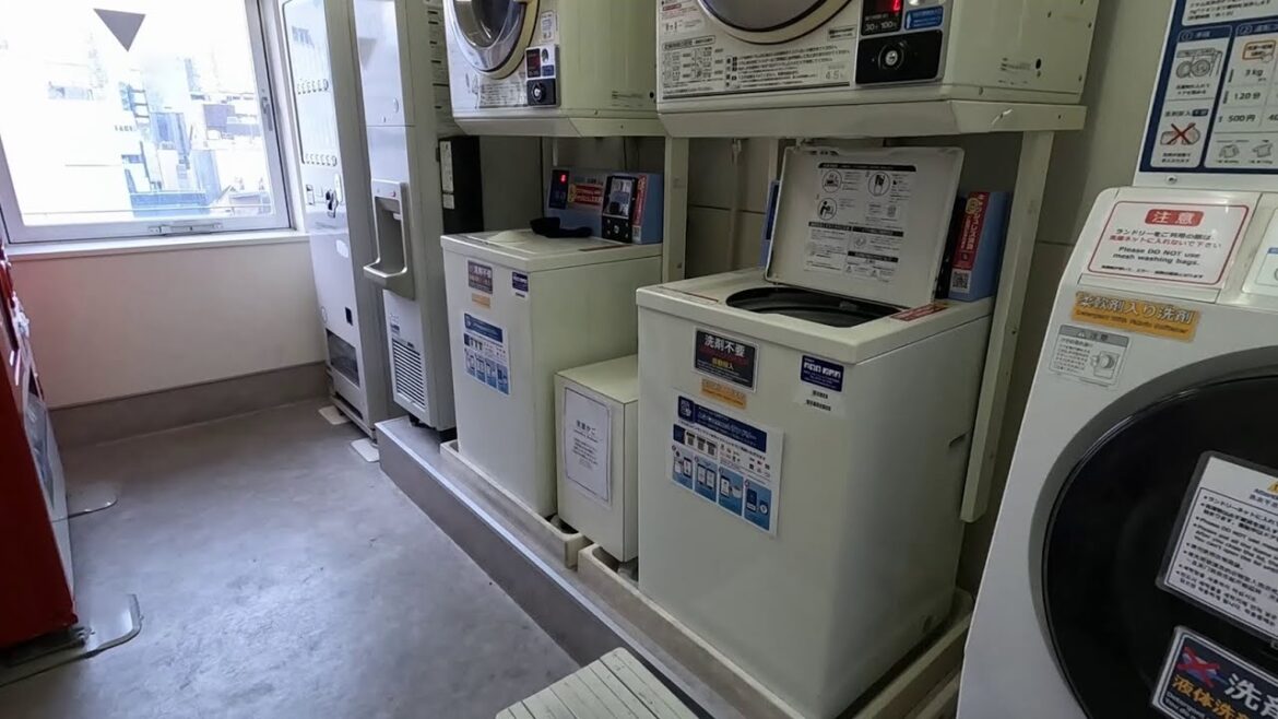 Comfort Hotel Osaka Hotel Room and Laundry Room tour