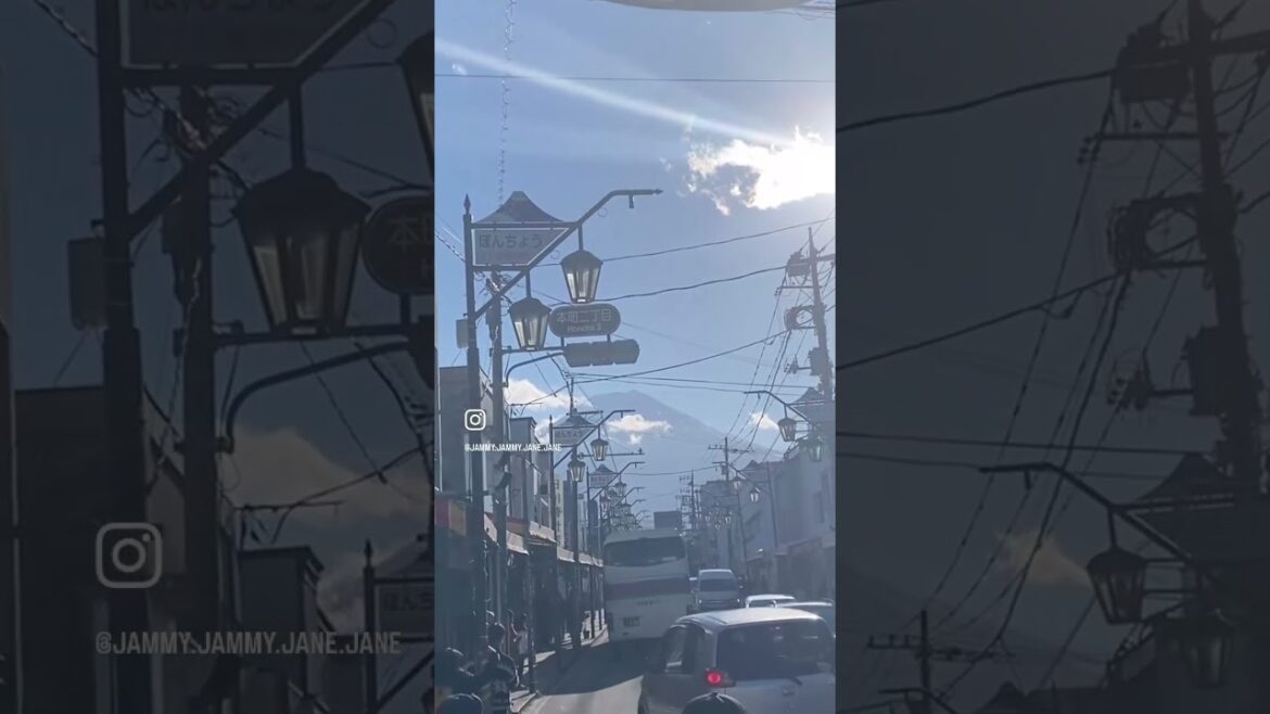 “Stunning Views of Mount Fuji on a Clear New Year’s Day” “Stunning Views of Mount Fuji on a Clear New Year’s Day”