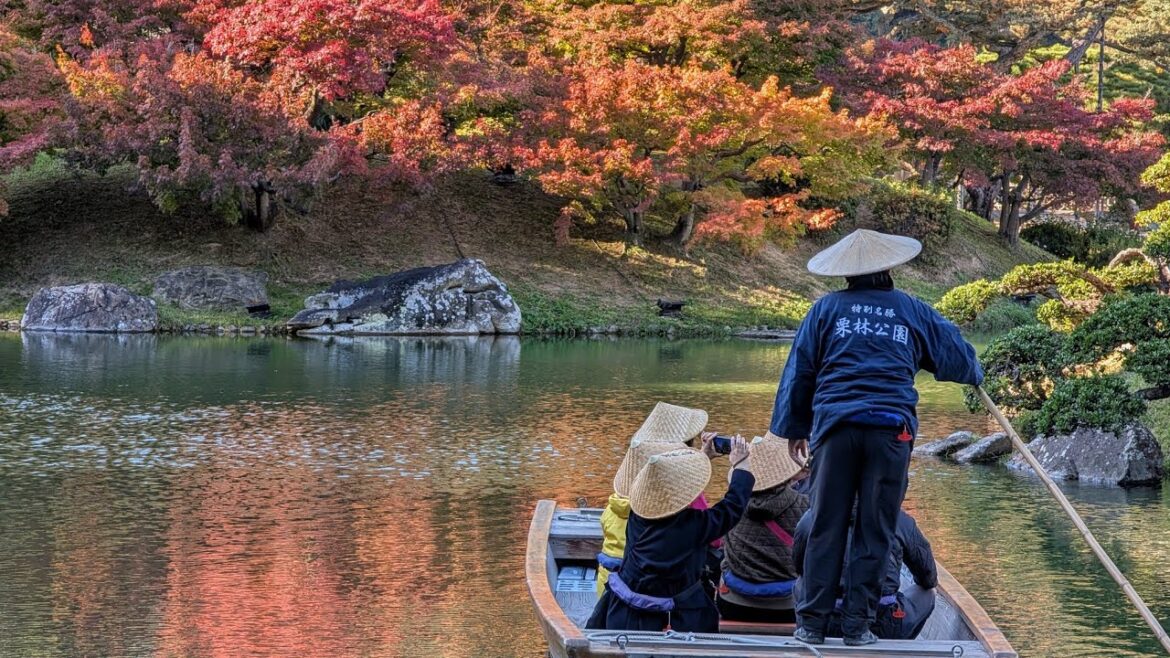 Ritsurin Garden, Day and Night
