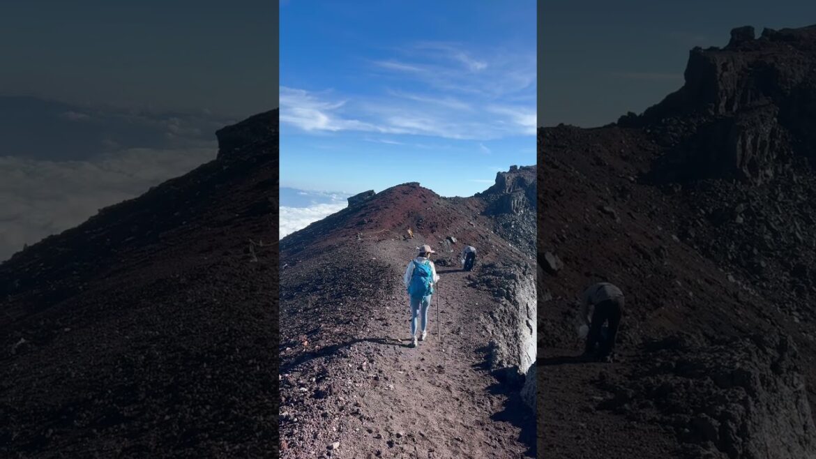 富士山缽巡 Mt. Fuji Crater Rim Tour #fuji #hiking🗻