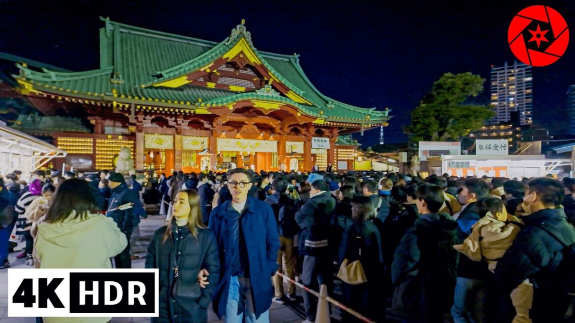 Tokyo New Year 2025 - How locals ring in the new year - 4K HDR
