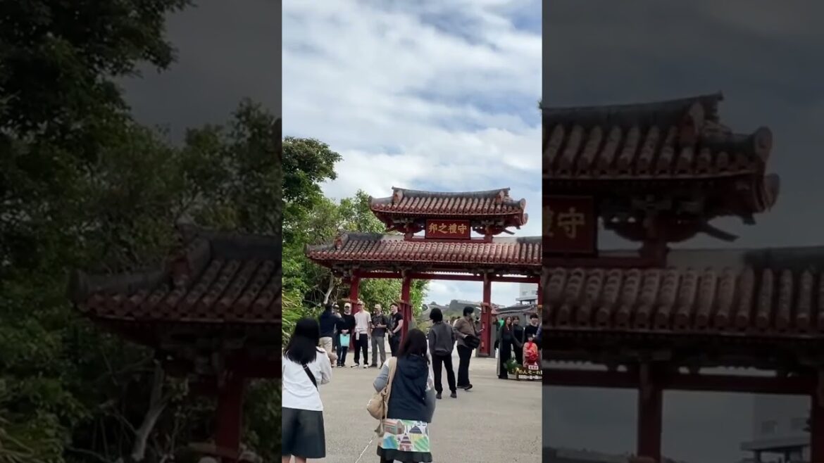 【首里城】①Stroll around Shurijo Castle Park, a world heritage site(世界遺産を散策)